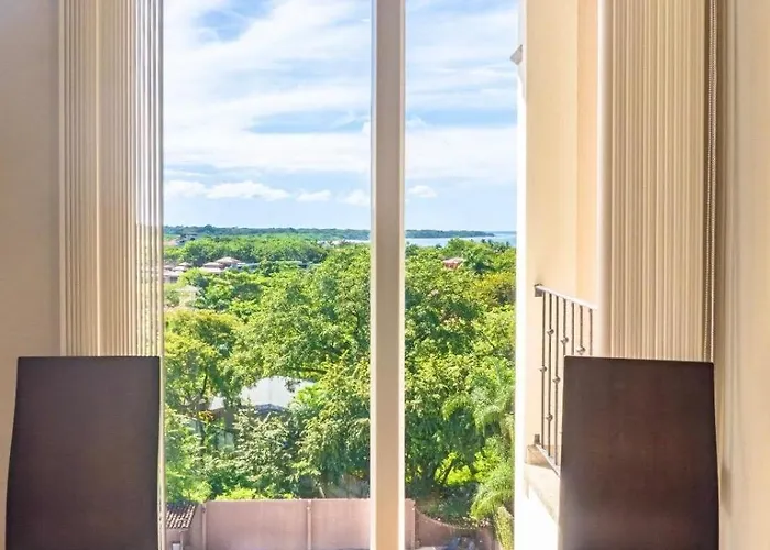 Luxury Penthouse Ocean View & Private Jacuzzi *